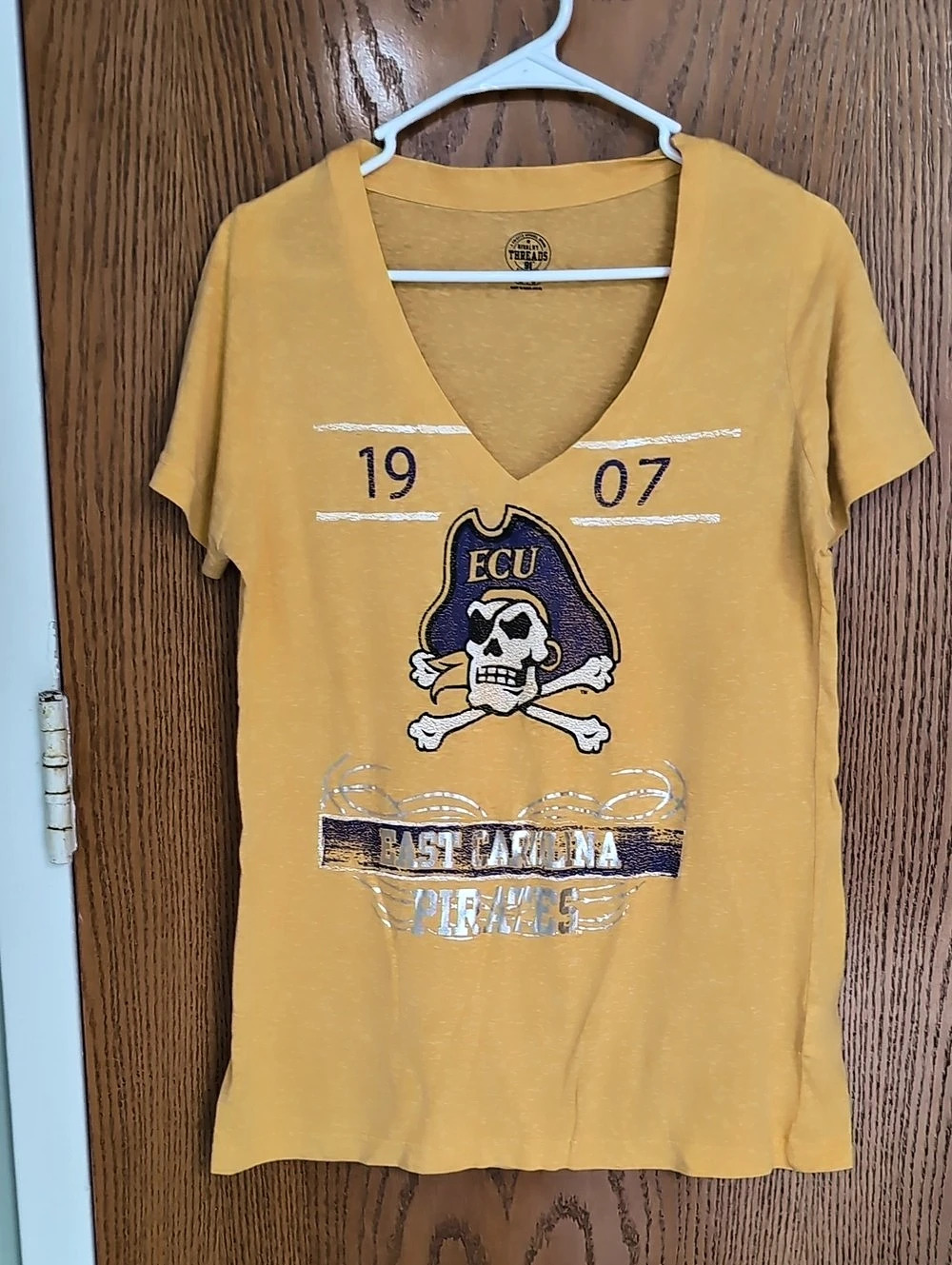 Rivalry Threads ECU 1907 Graphic Tee Size XL Yellow Purple